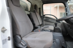 Isuzu ELF 2012