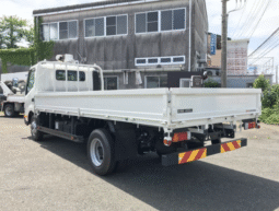 Hino Dutro 2023