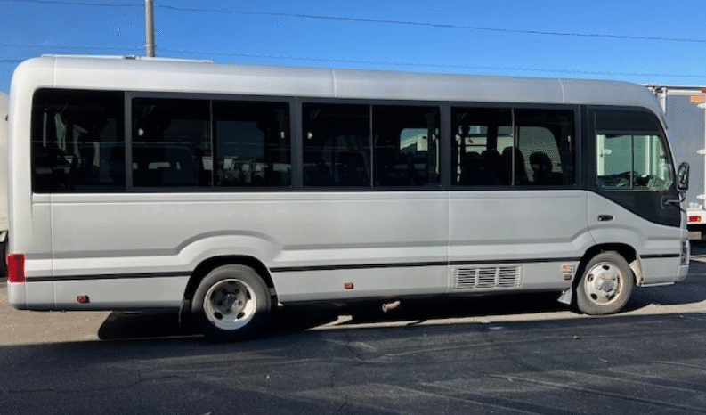 
								Toyota Coaster 2017 full									