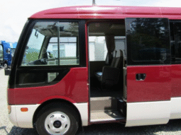 
										Mitsubishi Rosa 2004 full									