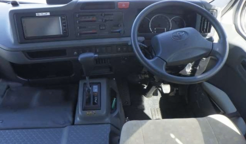 
								Toyota Coaster 2019 full									
