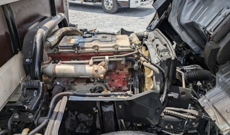 
								Hino Dutro 2005 full									