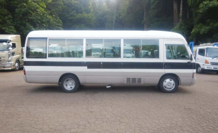 
								Toyota Coaster 2004 full									