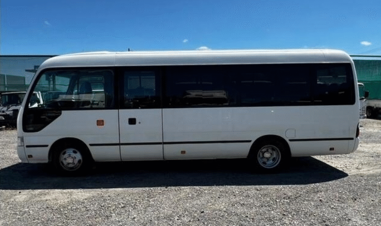 
								Toyota Coaster 2015 full									