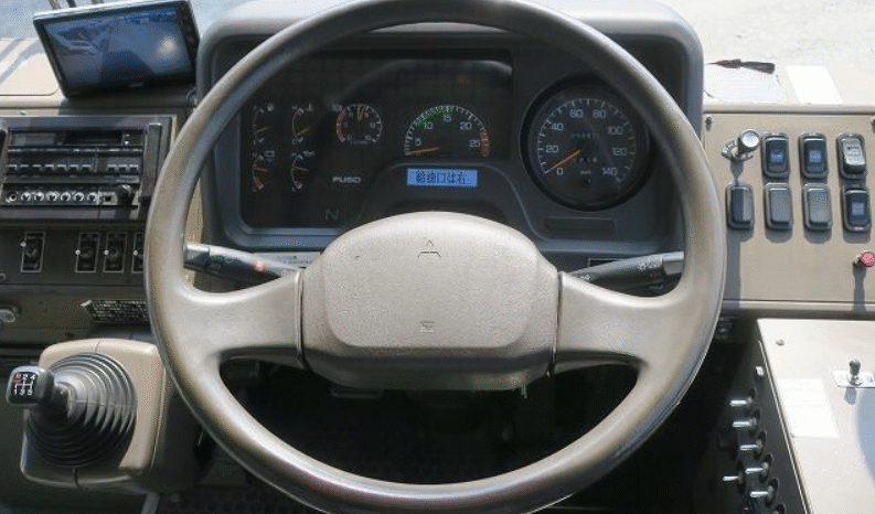 
								Mitsubishi Fuso Aero Star 2003 full									