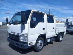 ISUZU  Elf  2011
