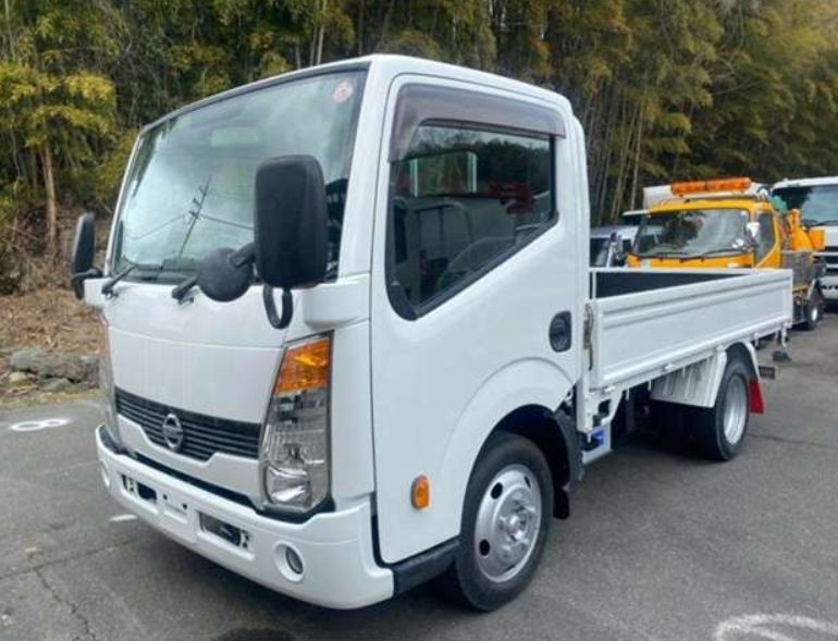 NISSAN  Atlas 2010