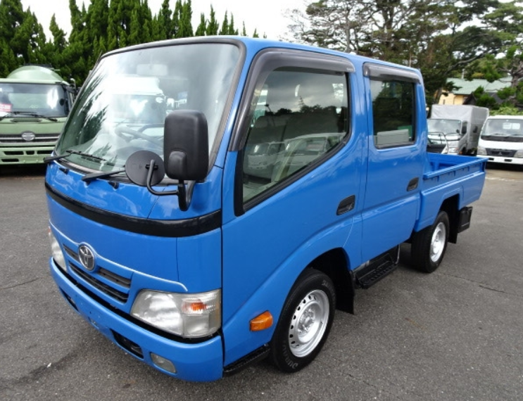 TOYOTA  Dyna 2010