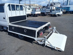 
										ISUZU  Elf  2011 full									