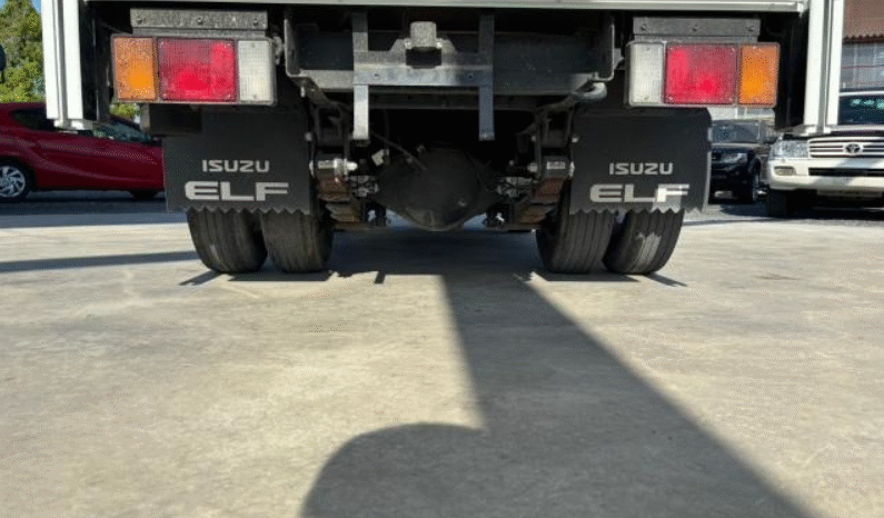 
								ISUZU  Elf  2020 full									