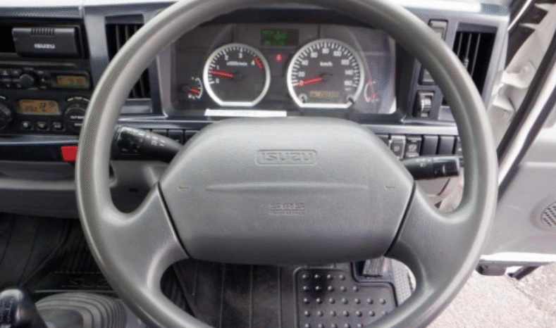 
								ISUZU  Elf  2012 full									