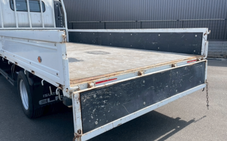 
								ISUZU  Elf  2020 full									