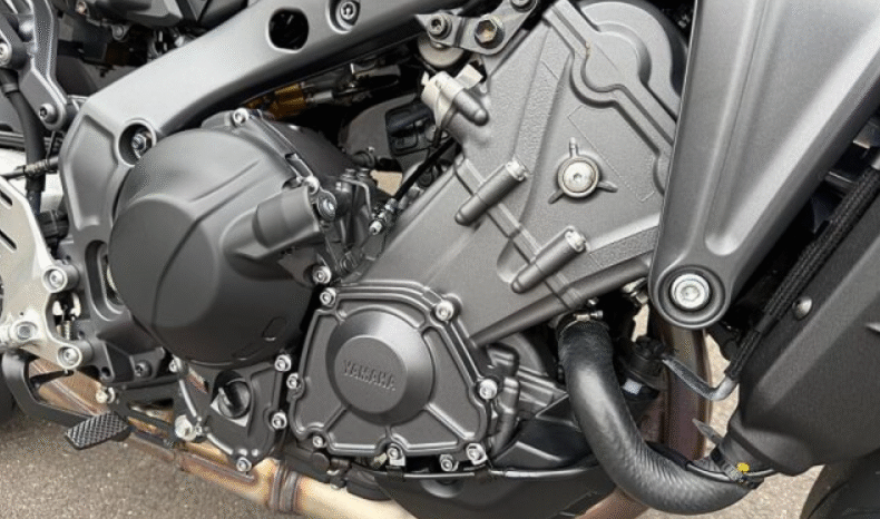 
								YAMAHA  MT-09  2022 full									