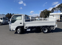 ISUZU  Elf 2010