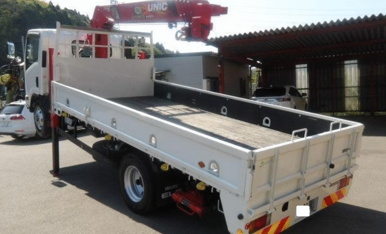 
								ISUZU  Elf  2020 full									
