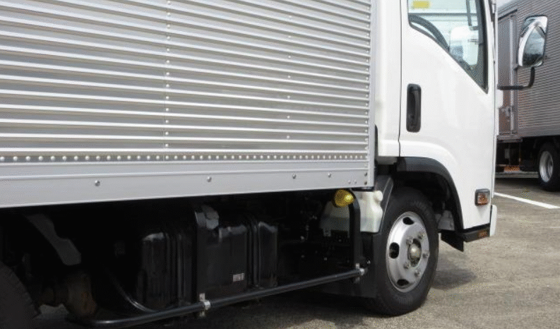 
								ISUZU  Elf  2017 full									