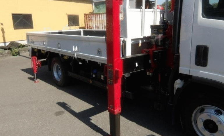 
								ISUZU  Elf  2020 full									