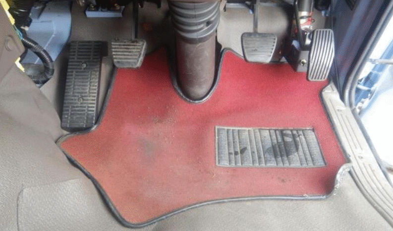 
								MITSUBISHI  Rosa  2002 full									