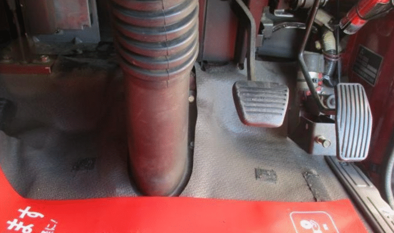 
								MITSUBISHI  Rosa  2001 full									
