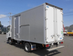 ISUZU  Elf  2016
