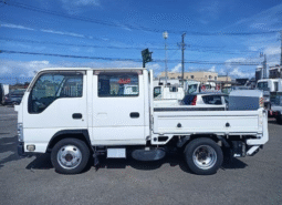 ISUZU  Elf  2011