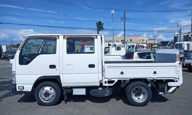 
								ISUZU  Elf  2011 full									