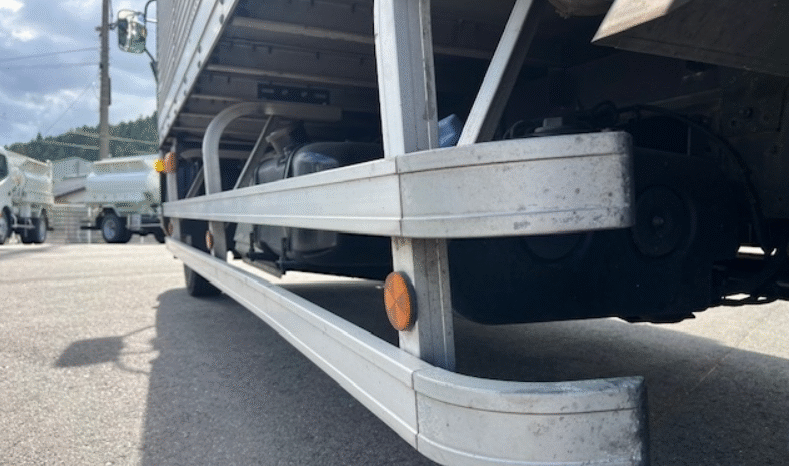 
								MITSUBISHI  Fuso Fighter 2016 full									