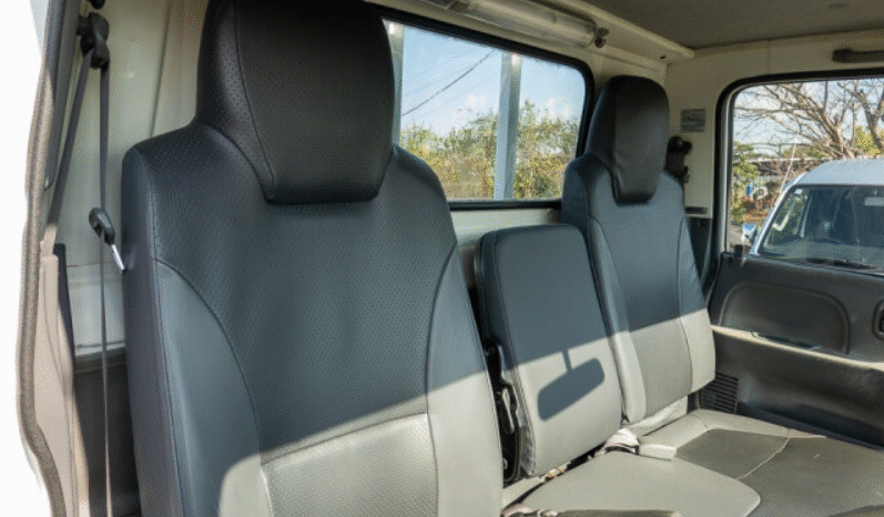 
								ISUZU  Elf 2011 full									