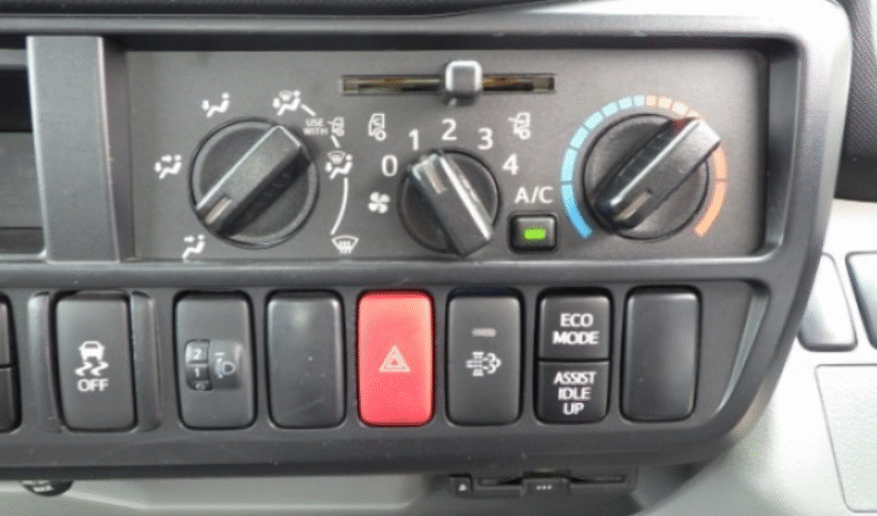 
								TOYOTA  Toyoace 2020 full									
