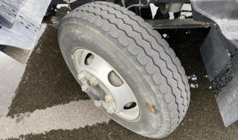 
								ISUZU  Forward 2021 full									