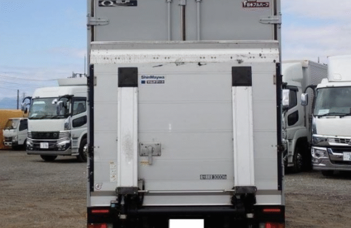 
								ISUZU  Elf 2015 full									