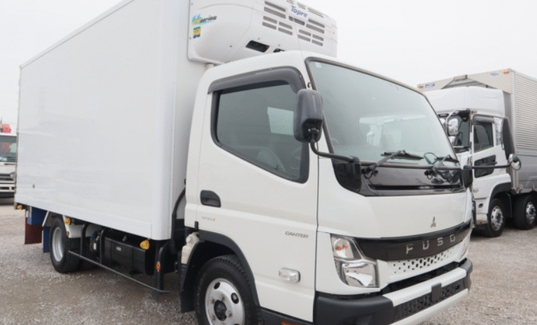 
								MITSUBISHI Canter 2021 full									
