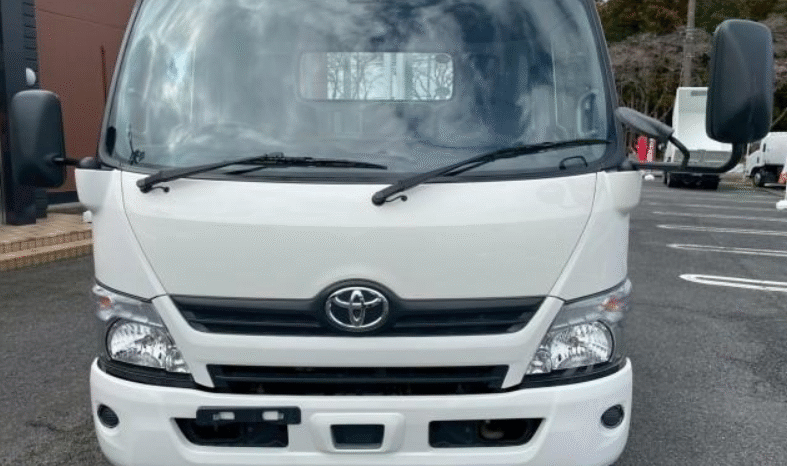 
								TOYOTA  Dyna  2018 full									