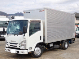 ISUZU  Elf 2015