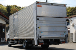 Hino Dutro 2016