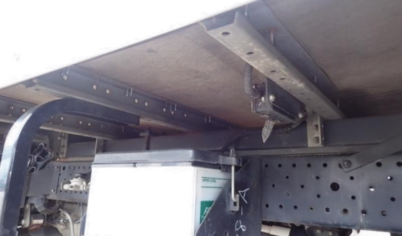 
								ISUZU  Elf 2015 full									