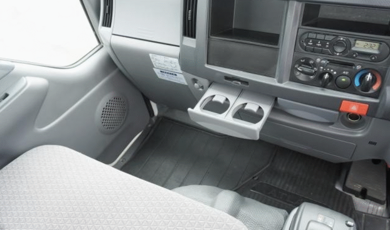 
								NISSAN  Atlas  2020 full									