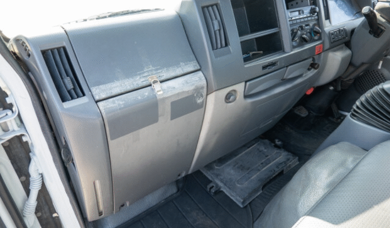 
								ISUZU  Elf 2011 full									