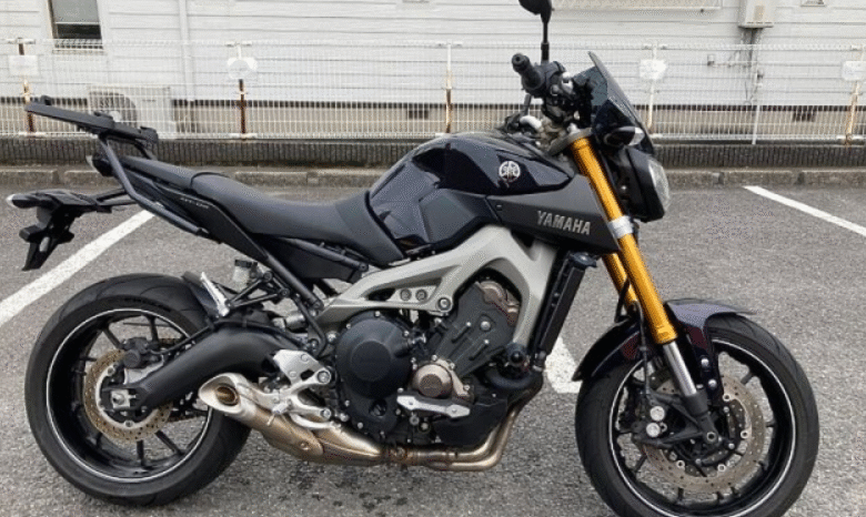 
								YAMAHA  MT-09  2014 full									