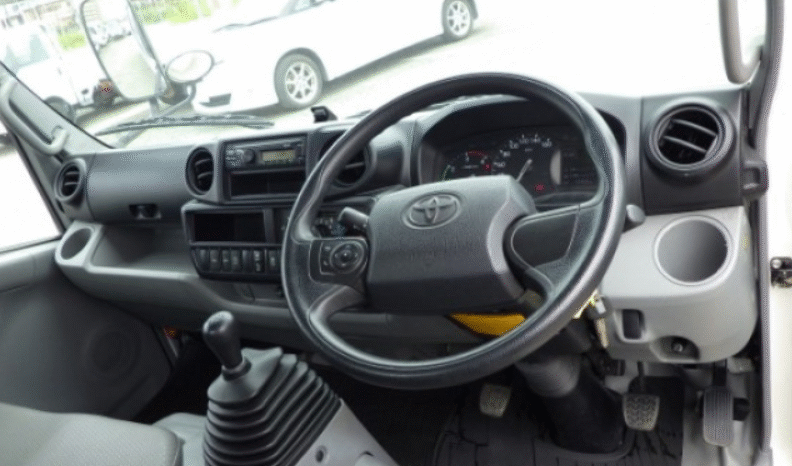 
								TOYOTA  Toyoace 2020 full									