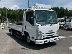 ISUZU  Elf 2020