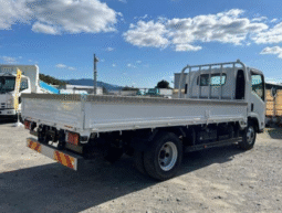 ISUZU  Elf  2018