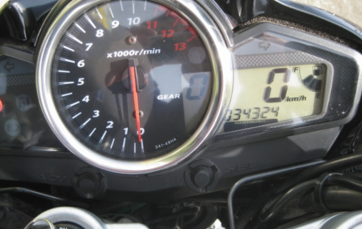 
								SUZUKI GSR250 full									