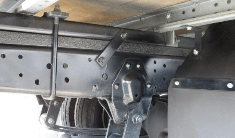 
								ISUZU  Elf  2017 full									