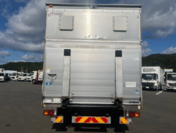MITSUBISHI  Fuso Fighter 2016