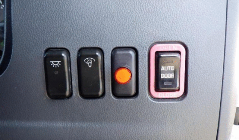 
								MITSUBISHI  Rosa  2019 full									