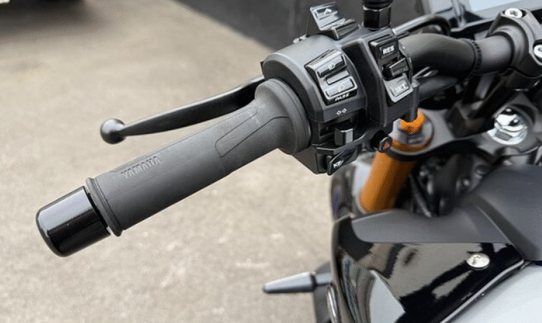 
								YAMAHA  MT-09  2022 full									
