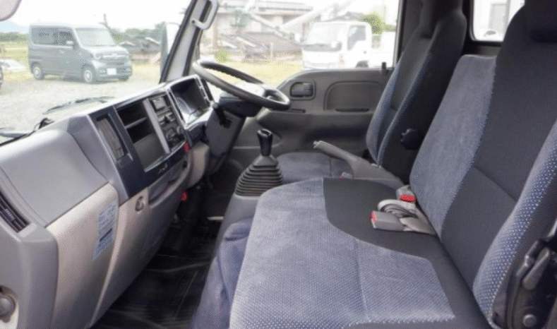 
								ISUZU  Elf  2012 full									