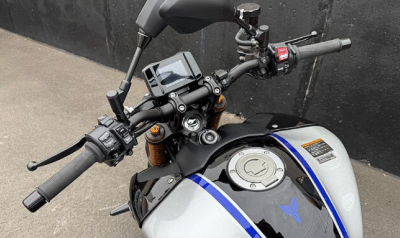 
								YAMAHA  MT-09  2022 full									