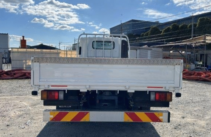 
								ISUZU  Elf  2018 full									